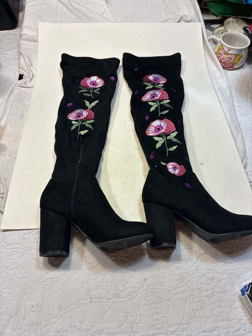 Carlos by Carlos Santana Quality Black Floral Embroidered Over The Knee Boot Siz